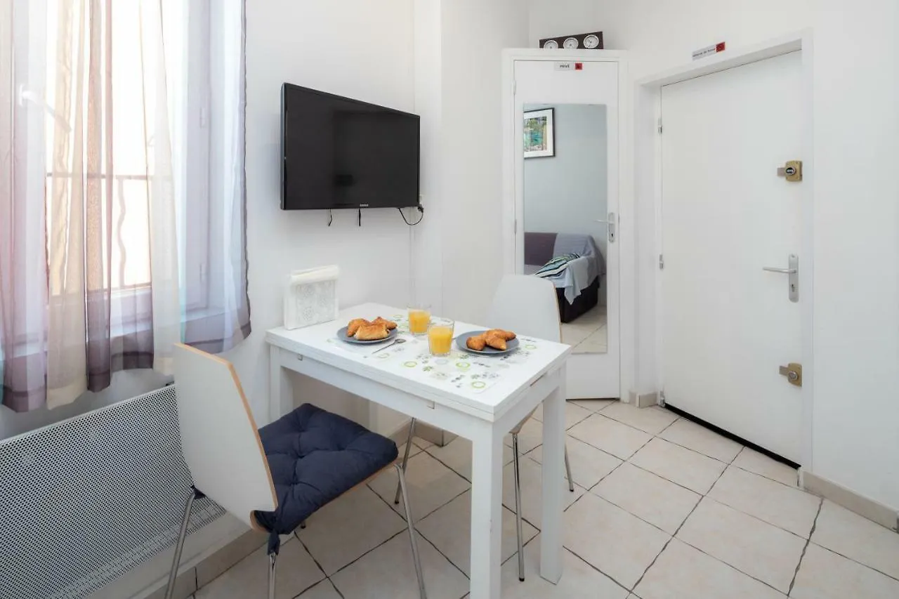 Le Nid Marseillais - Vieux Port Apartamento Marselha 0*,  França
